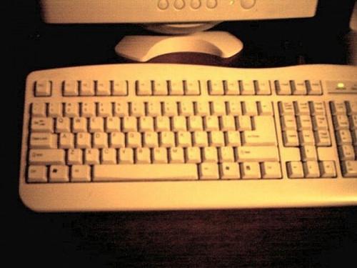 Hvordan fikse din stasjonære datamaskin tastatur