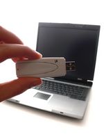 Hvordan få en bredbånd-kort for en bærbar PC uten en månedlig avgift