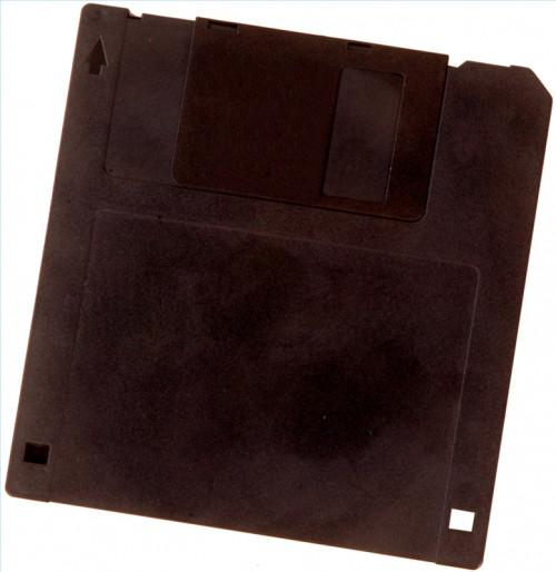 Hvordan lage en oppstartbar disk for Windows 95 SE