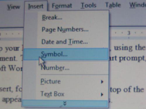 Hvordan sette inn symboler i et Microsoft Word-dokument