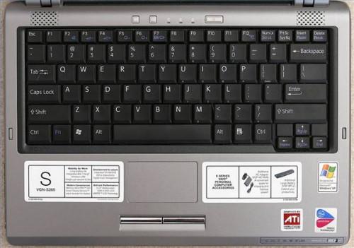 Slik fjerner Laptop Keyboard Keys