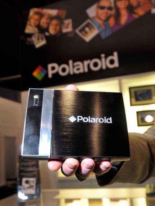 Slik kobler en Polaroid Pogo Med en MacBook