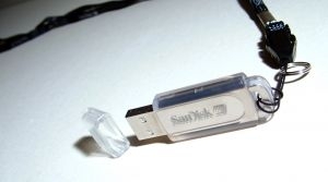 Hvordan USB Flash Drive Works